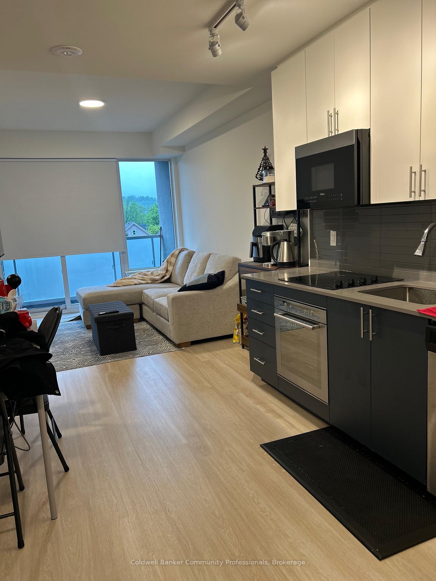 Photo 10 of Unit 306, 415 Main Street W, Hamilton, Kirkendall — HOMEH