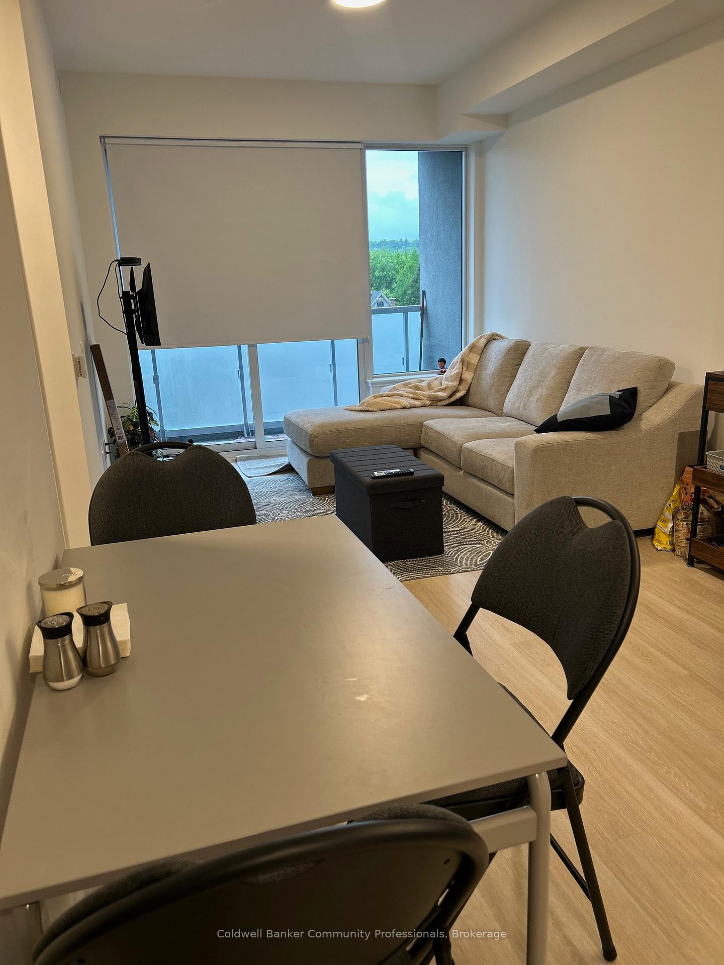 Photo 15 of Unit 306, 415 Main Street W, Hamilton, Kirkendall — HOMEH