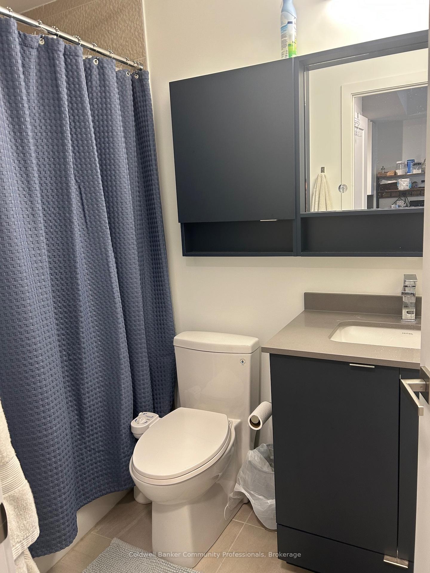 Photo 19 of Unit 306, 415 Main Street W, Hamilton, Kirkendall — HOMEH