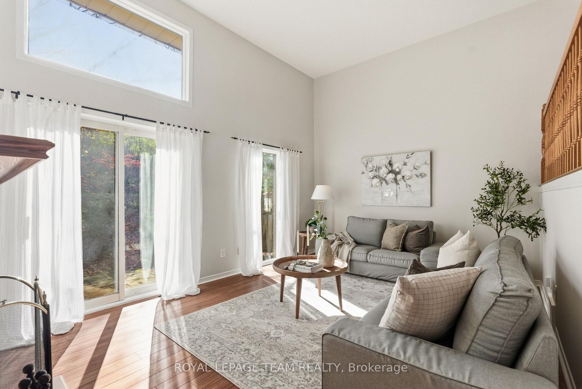 Photo 5 of 1404 Forge Street, Ottawa, Sawmill Creek/Timbermill — HOMEH