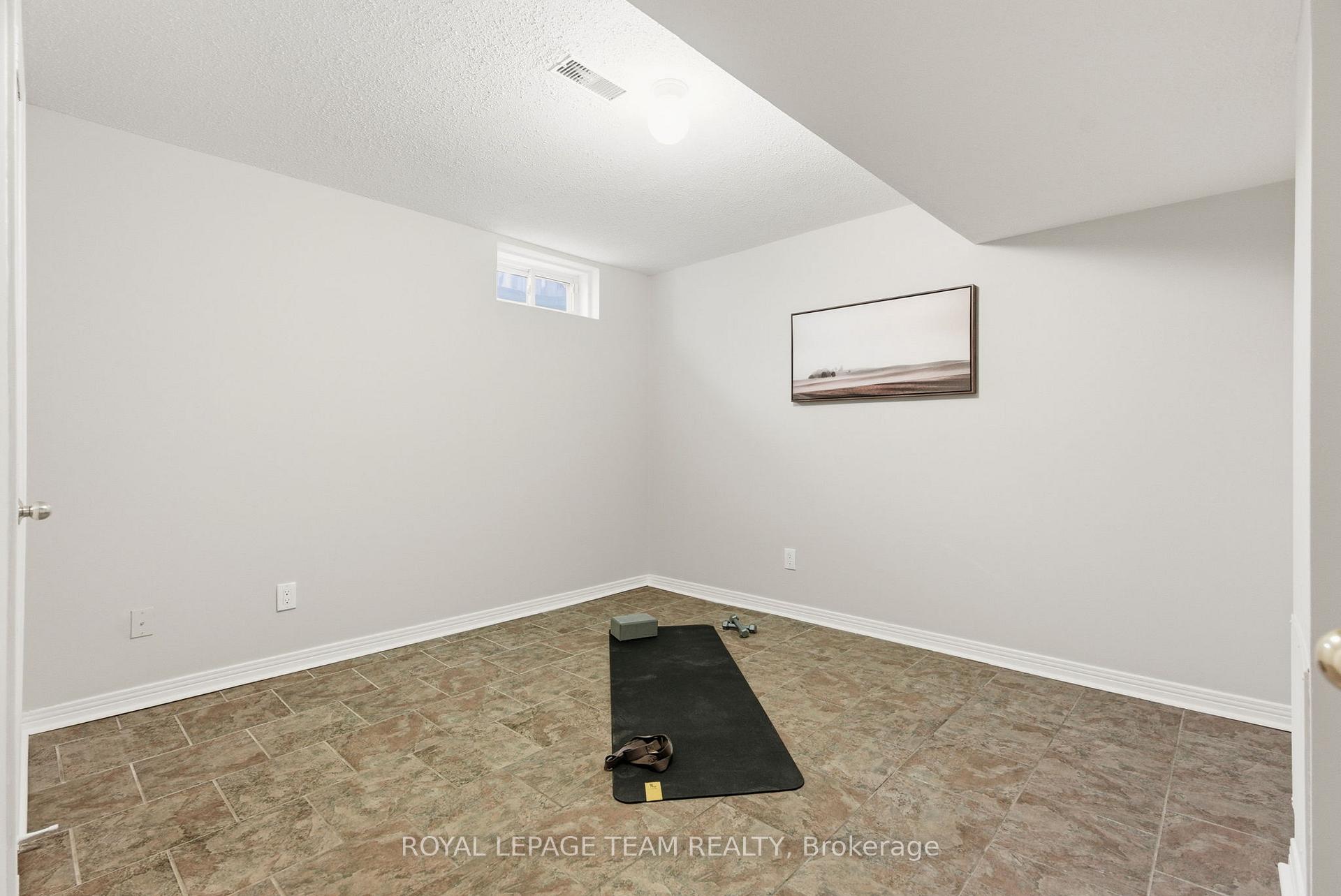 Photo 33 of 1404 Forge Street, Ottawa, Sawmill Creek/Timbermill — HOMEH