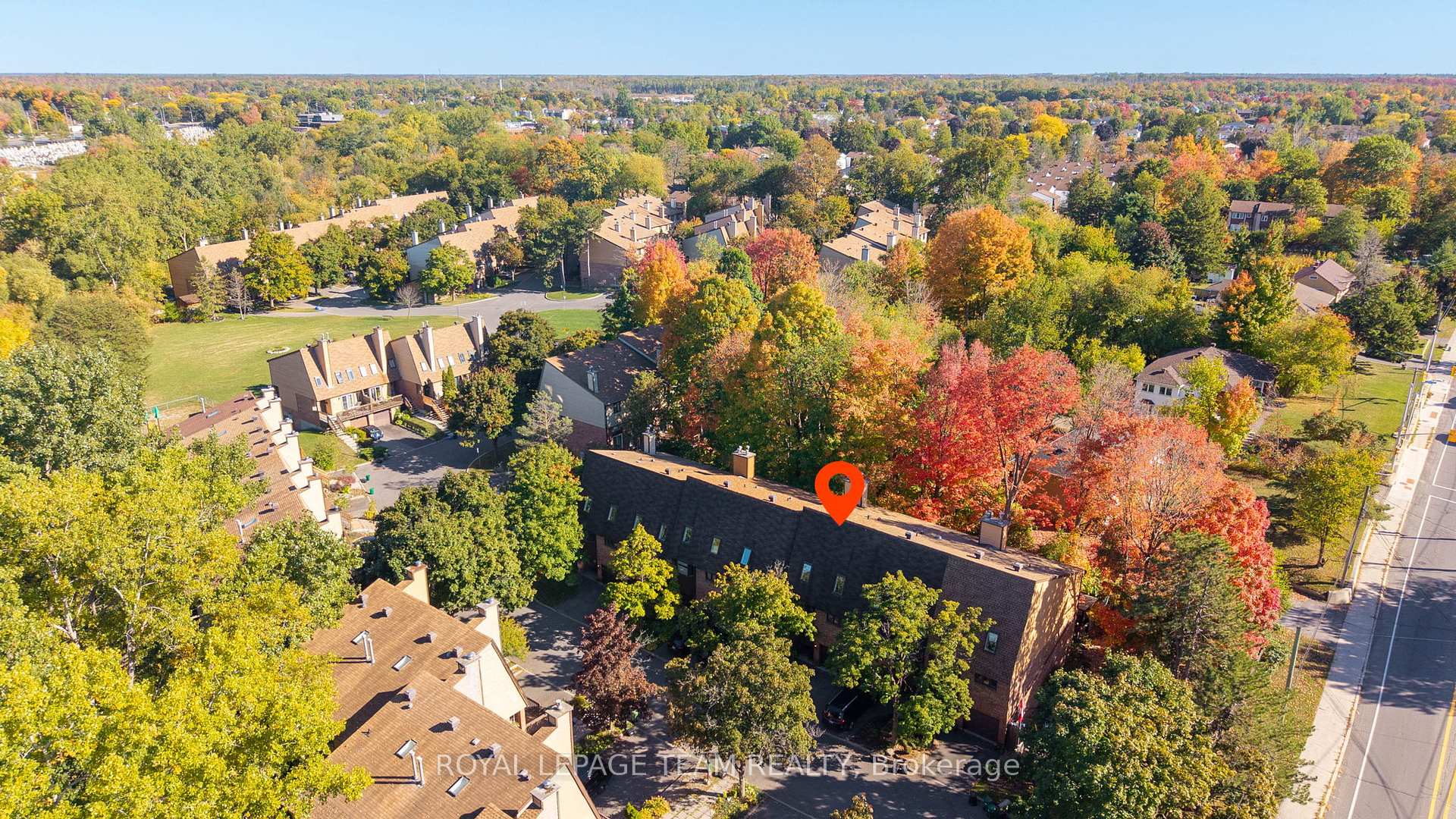 Photo 38 of 1404 Forge Street, Ottawa, Sawmill Creek/Timbermill — HOMEH