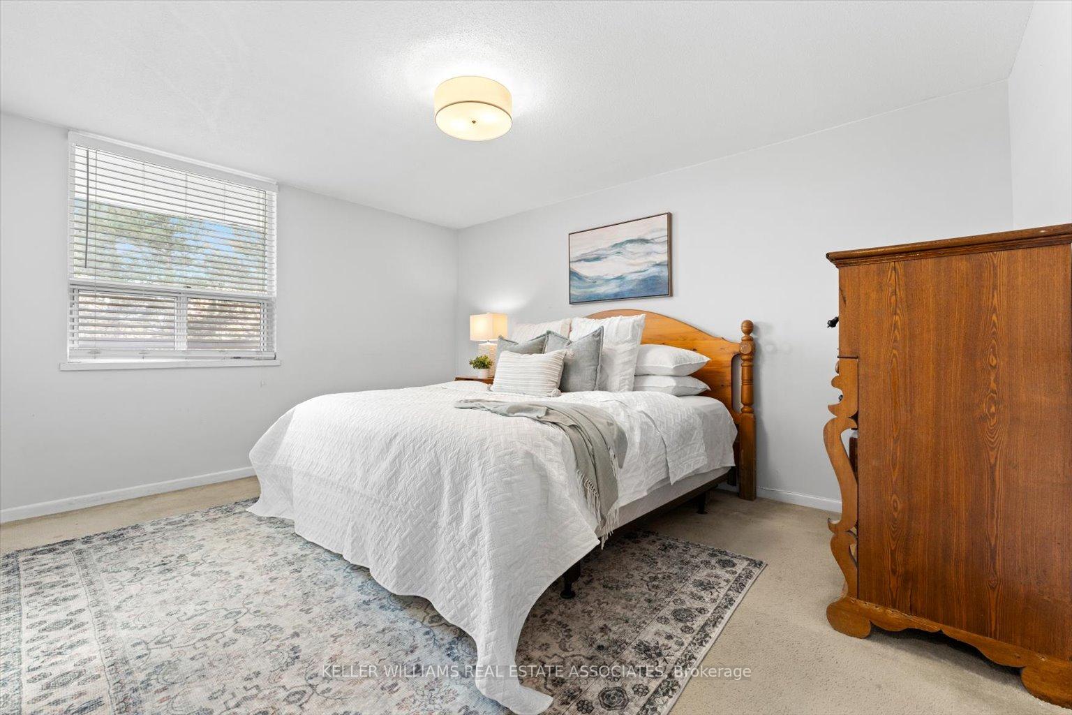 Photo 26 of Unit 302, 1 Royal Orchard Boulevard, Markham, Royal Orchard — HOMEH
