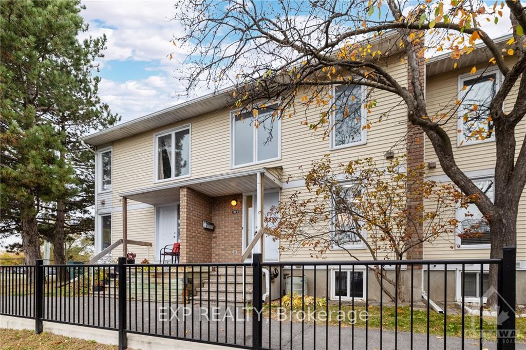 Photo 1 of Unit E, 292 Dalehurst Drive E, Ottawa, Tanglewood — HOMEH