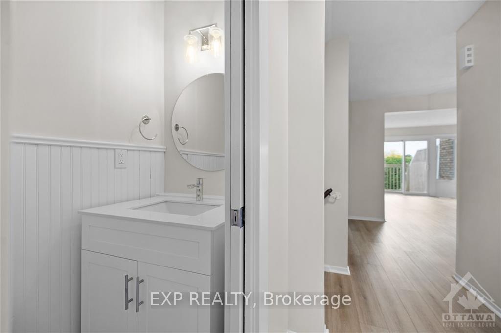 Photo 3 of Unit E, 292 Dalehurst Drive E, Ottawa, Tanglewood — HOMEH