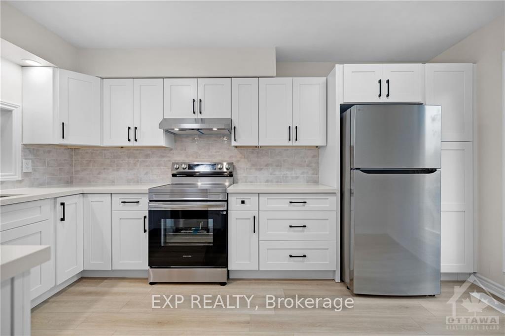 Photo 6 of Unit E, 292 Dalehurst Drive E, Ottawa, Tanglewood — HOMEH