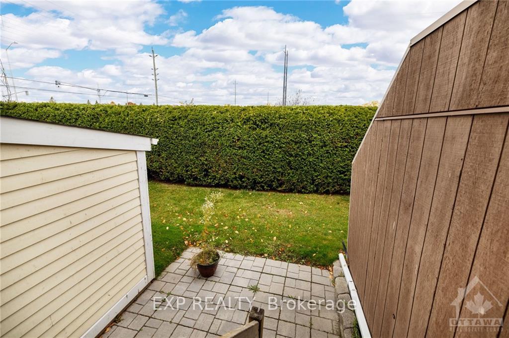 Photo 30 of Unit E, 292 Dalehurst Drive E, Ottawa, Tanglewood — HOMEH