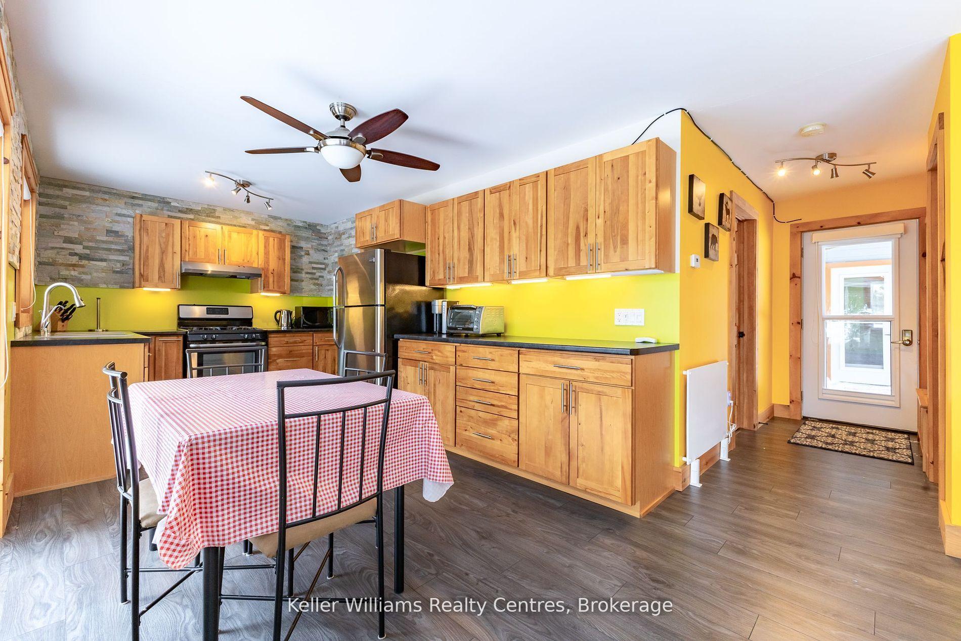 Photo 17 of 78341 John Street, Central Huron, Goderich — HOMEH