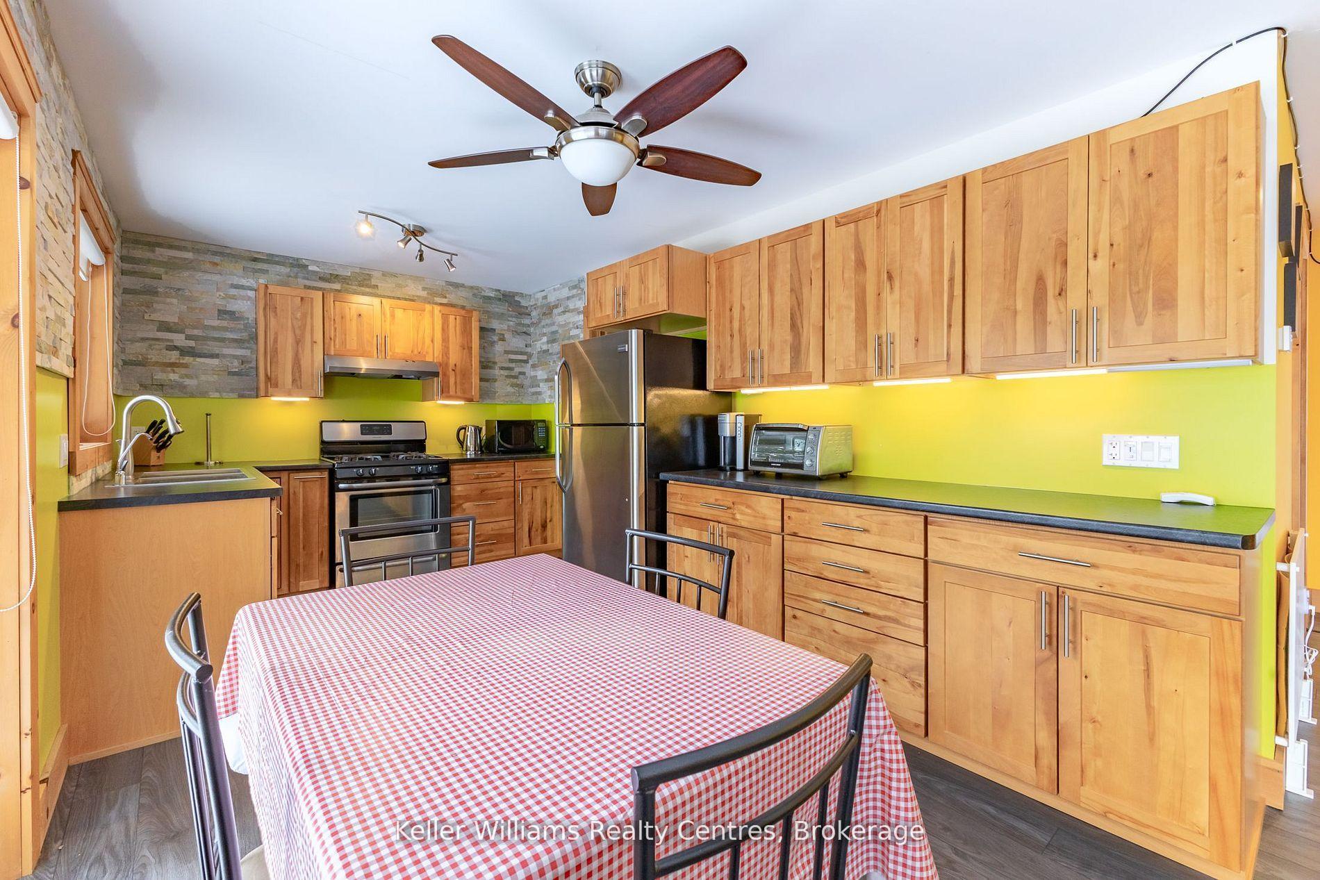 Photo 16 of 78341 John Street, Central Huron, Goderich — HOMEH