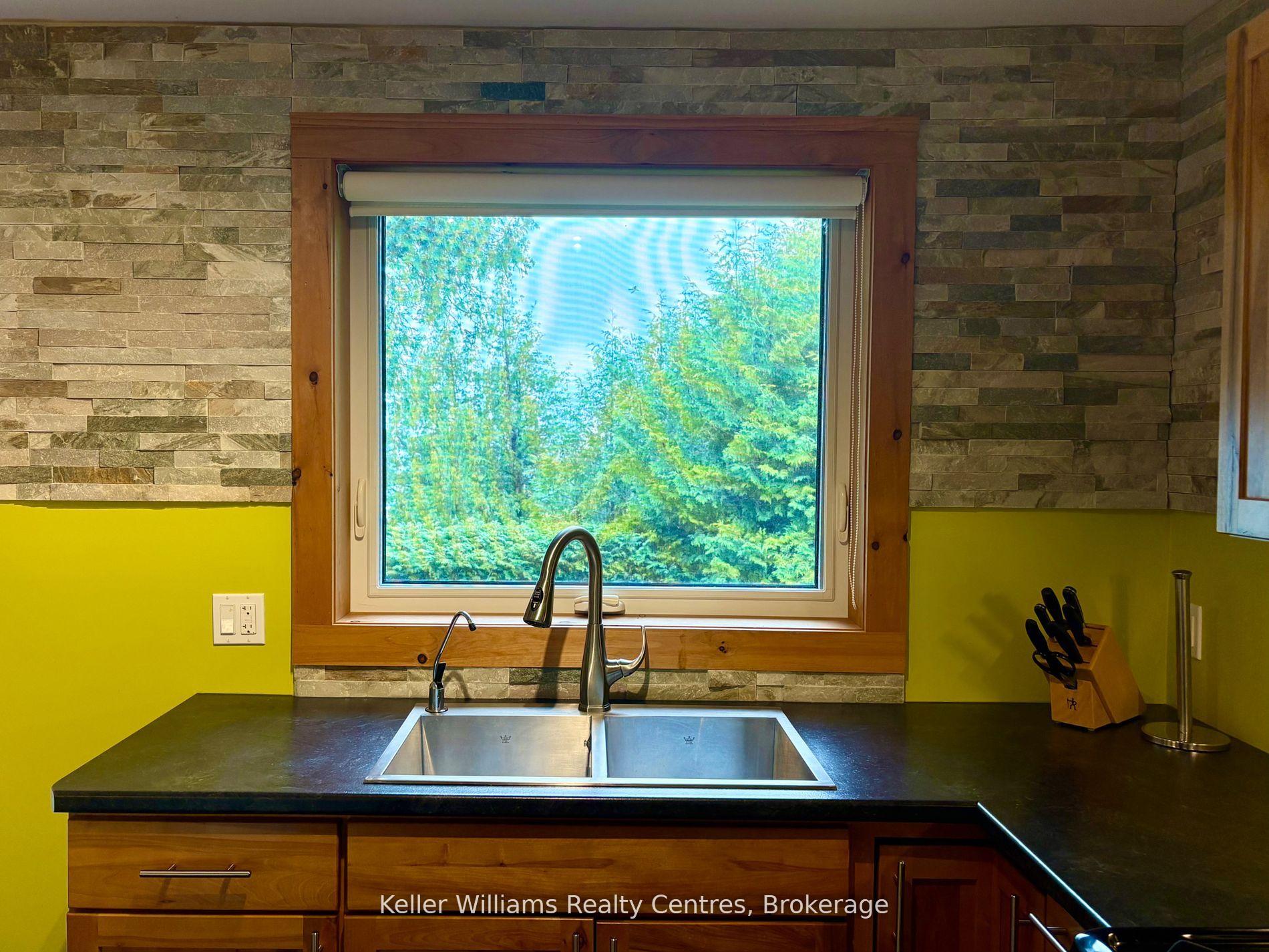 Photo 18 of 78341 John Street, Central Huron, Goderich — HOMEH