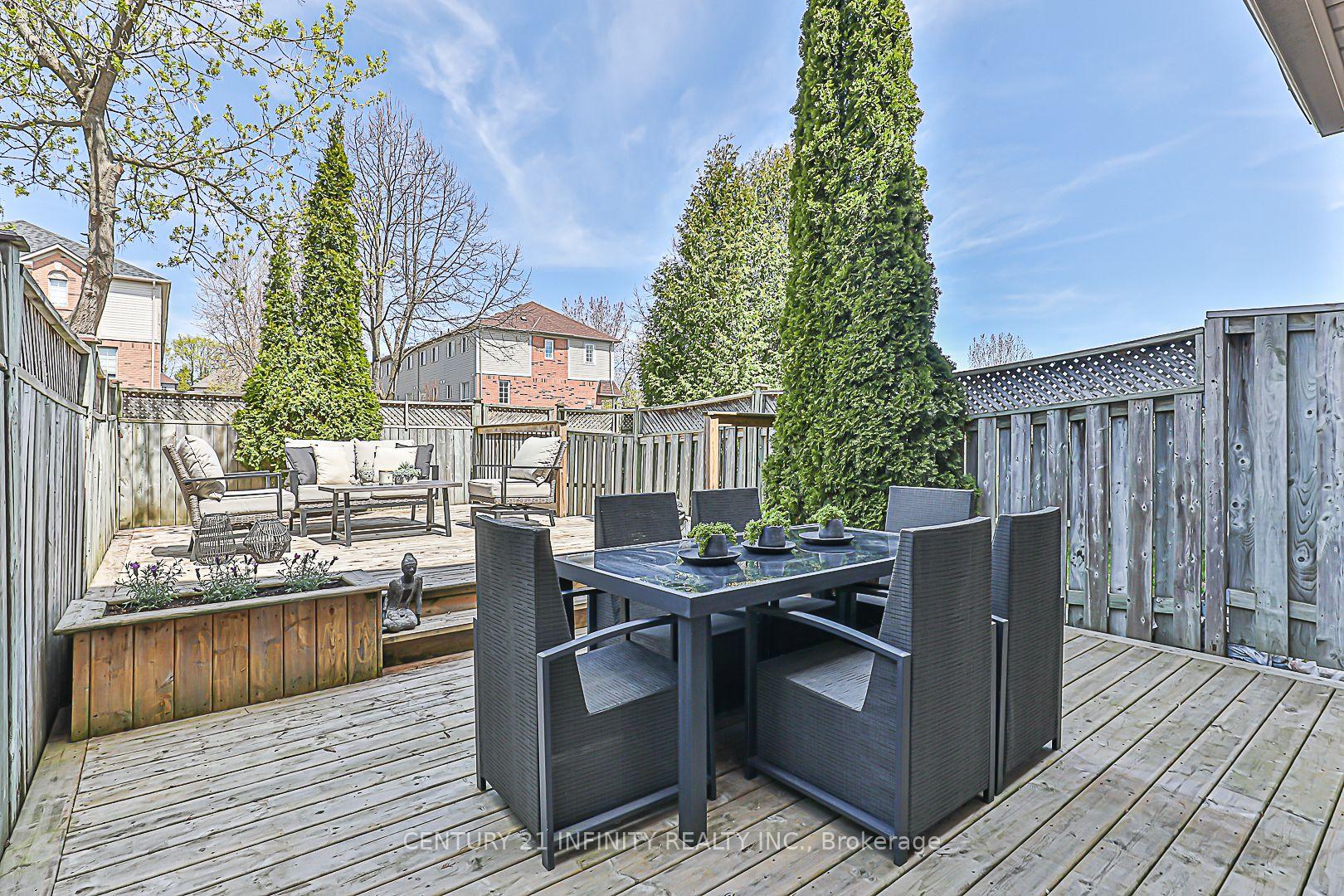 Photo 19 of 91 Salmon Way, Whitby, Downtown Whitby — HOMEH