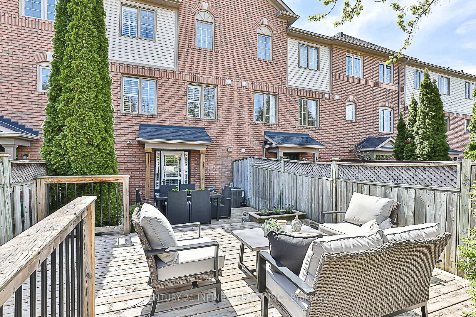 Photo 22 of 91 Salmon Way, Whitby, Downtown Whitby — HOMEH