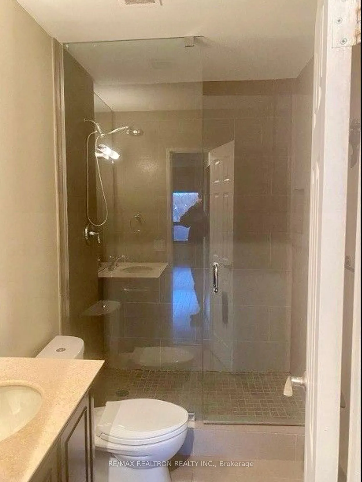 Photo 9 of Unit 614, 350 Lonsdale Road, Toronto, Forest Hill South — HOMEH