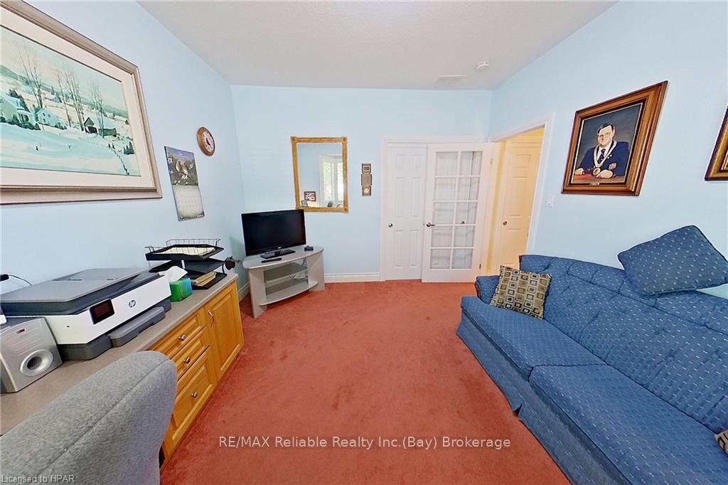 Photo 25 of 21 Bayfield Mews Lane, Bluewater, Bayfield — HOMEH