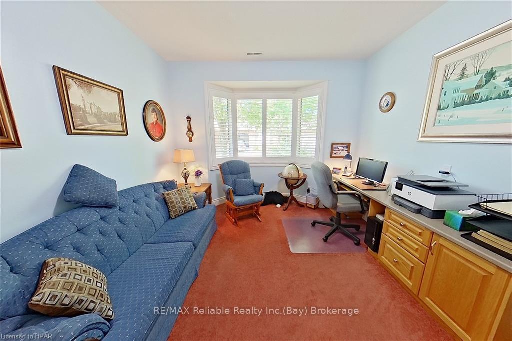 Photo 27 of 21 Bayfield Mews Lane, Bluewater, Bayfield — HOMEH