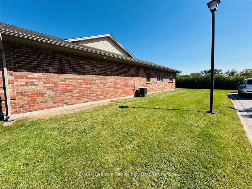 Photo 37 of 21 Bayfield Mews Lane, Bluewater, Bayfield — HOMEH