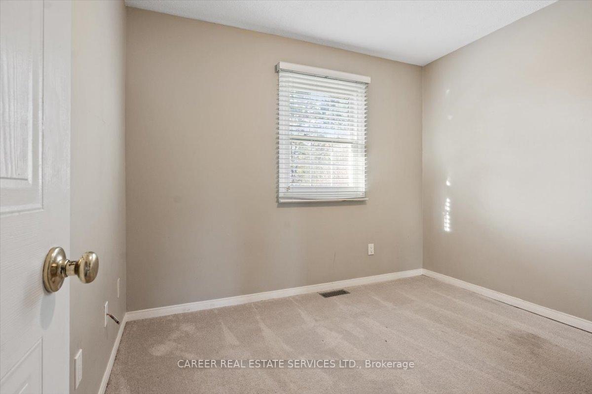 Photo 11 of Unit 62, 1610 Crawforth Street, Whitby, Blue Grass Meadows — HOMEH