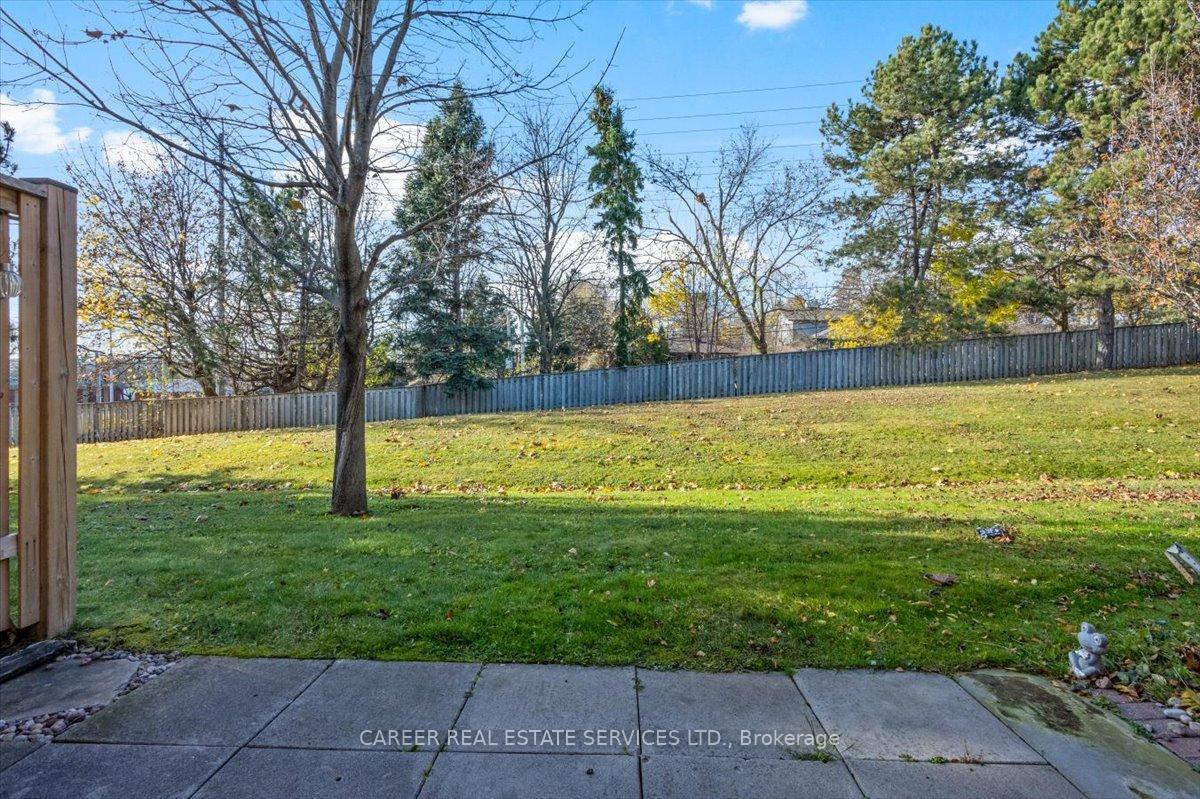 Photo 25 of Unit 62, 1610 Crawforth Street, Whitby, Blue Grass Meadows — HOMEH