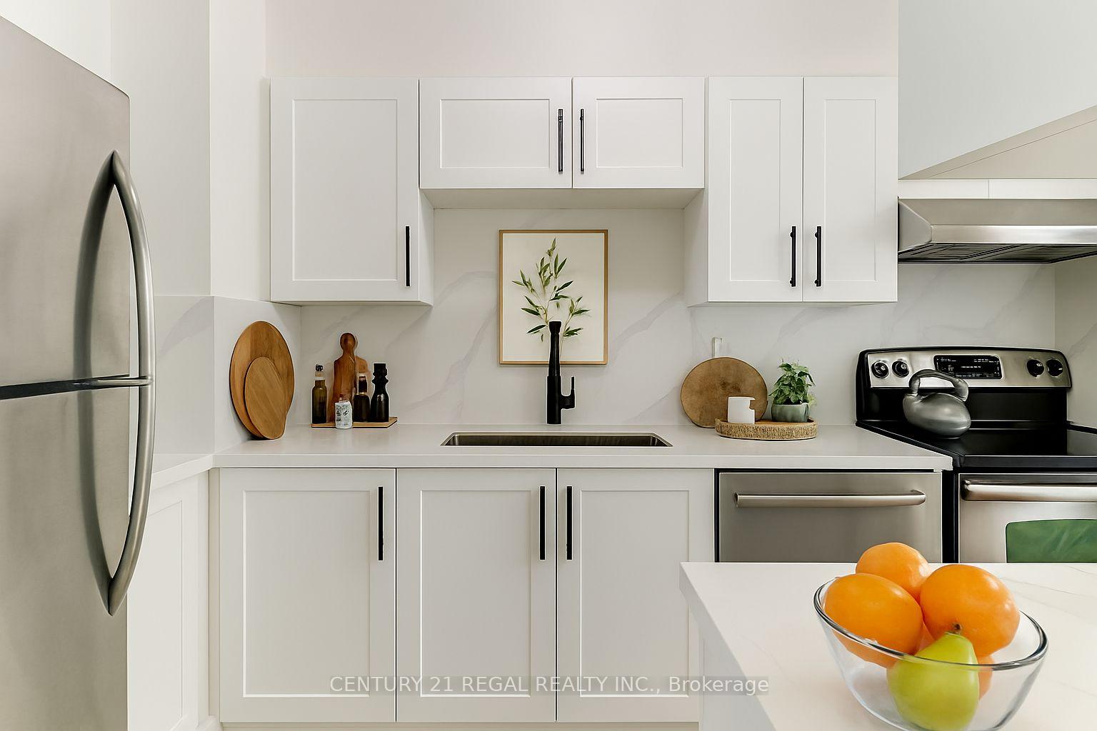 Photo 4 of Unit Ph06, 5 Massey Square, Toronto, Crescent Town — HOMEH