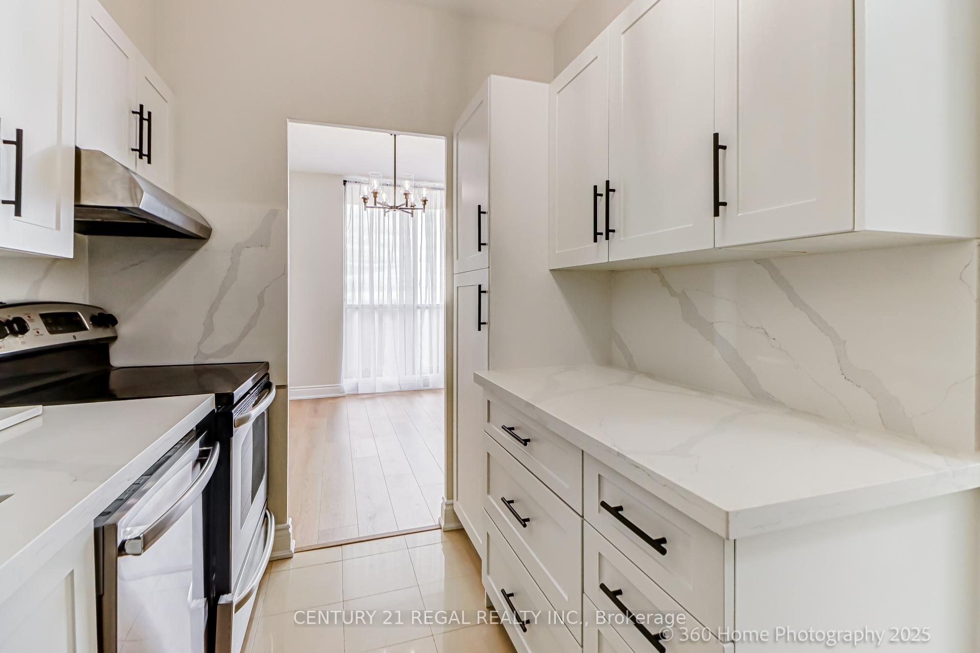 Photo 6 of Unit Ph06, 5 Massey Square, Toronto, Crescent Town — HOMEH