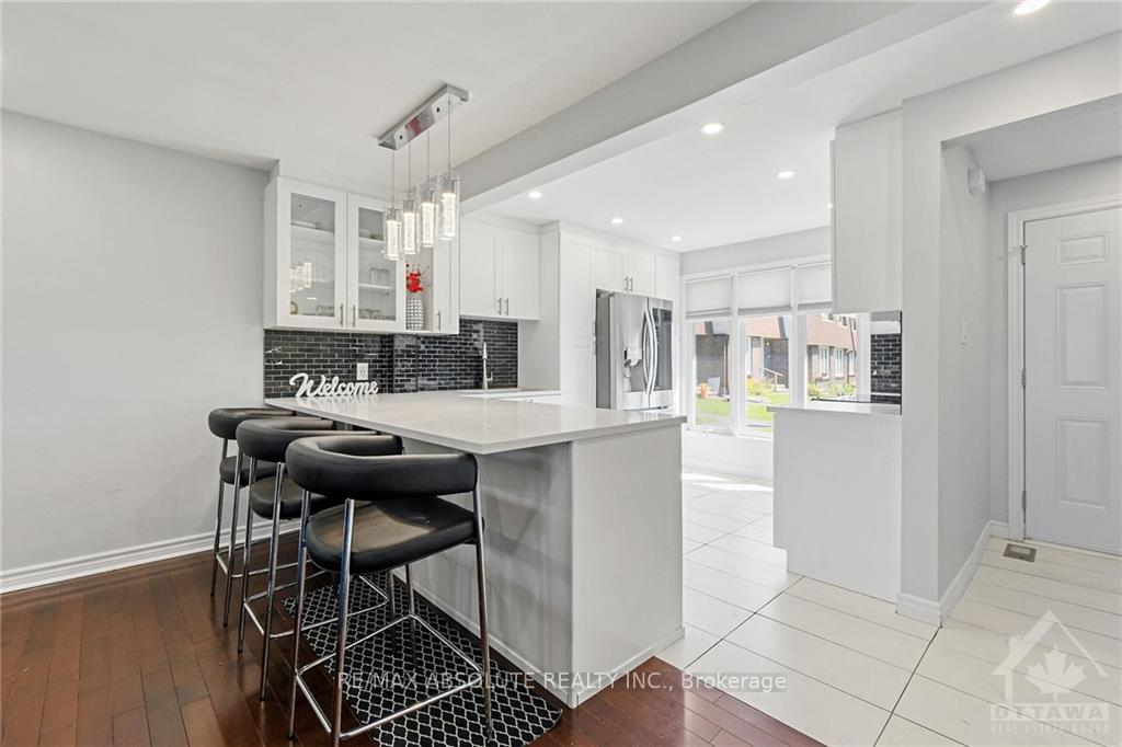 Photo 5 of Unit 19, 3333 Mccarthy Road, Ottawa, Hunt Club — HOMEH