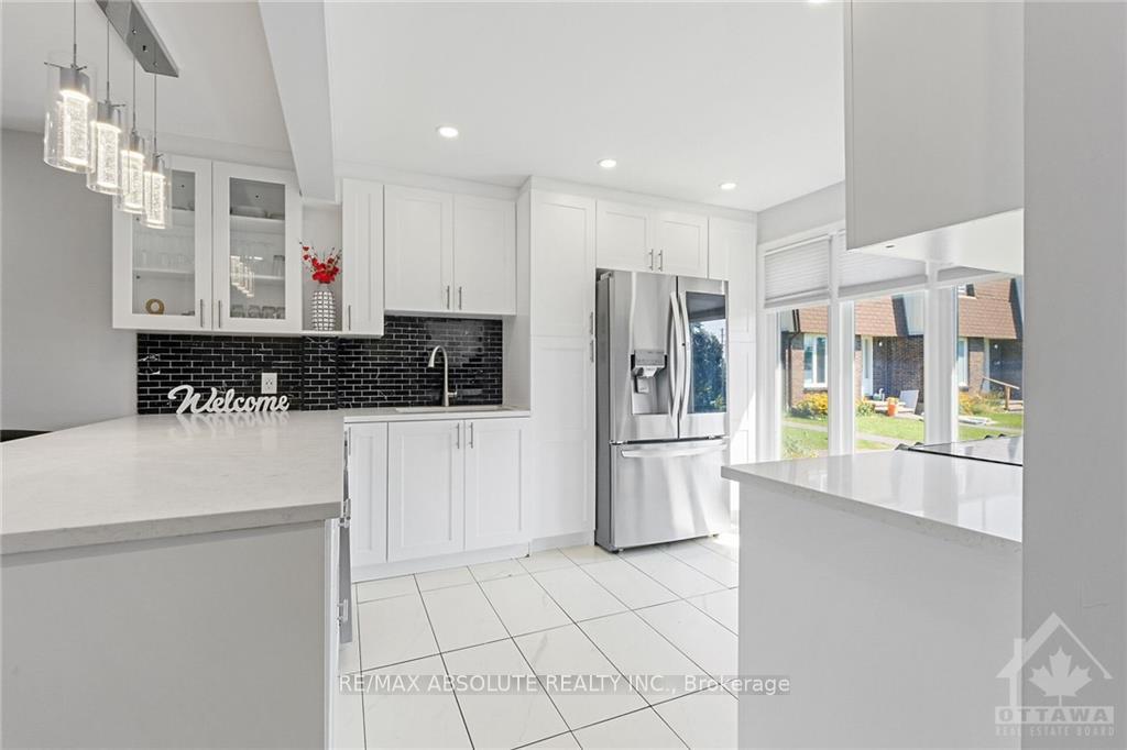 Photo 7 of Unit 19, 3333 Mccarthy Road, Ottawa, Hunt Club — HOMEH