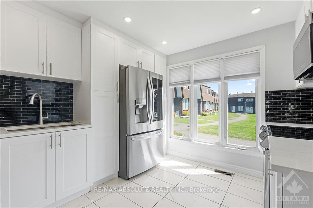 Photo 8 of Unit 19, 3333 Mccarthy Road, Ottawa, Hunt Club — HOMEH