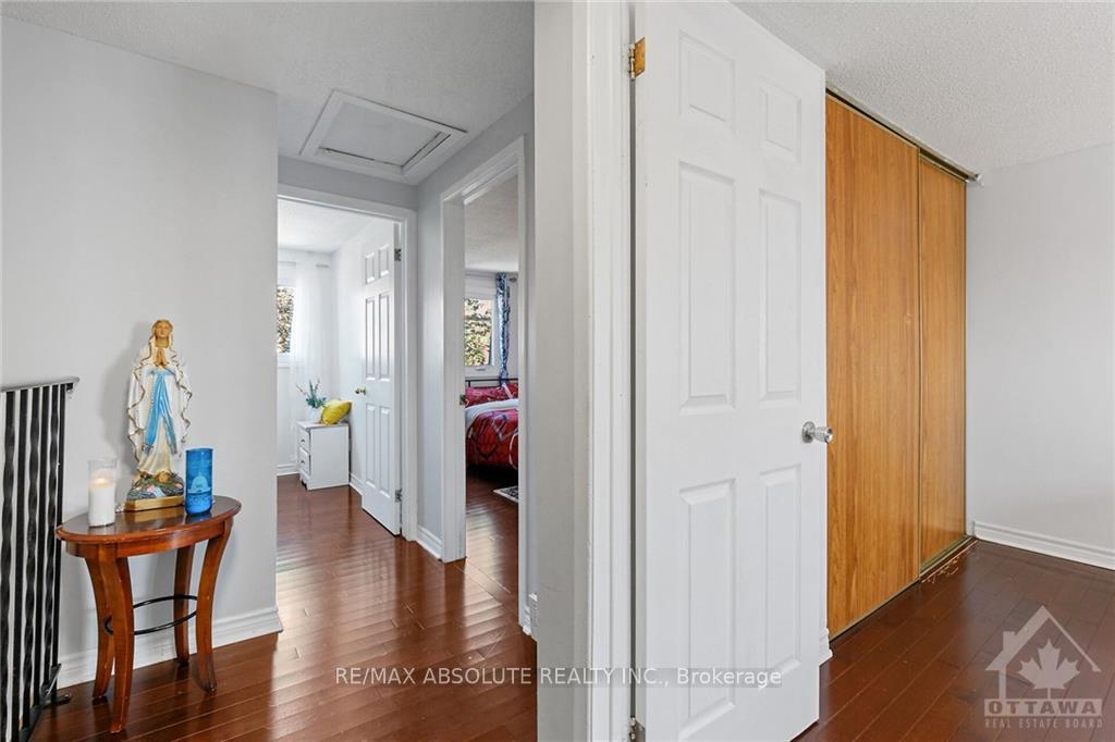 Photo 15 of Unit 19, 3333 Mccarthy Road, Ottawa, Hunt Club — HOMEH