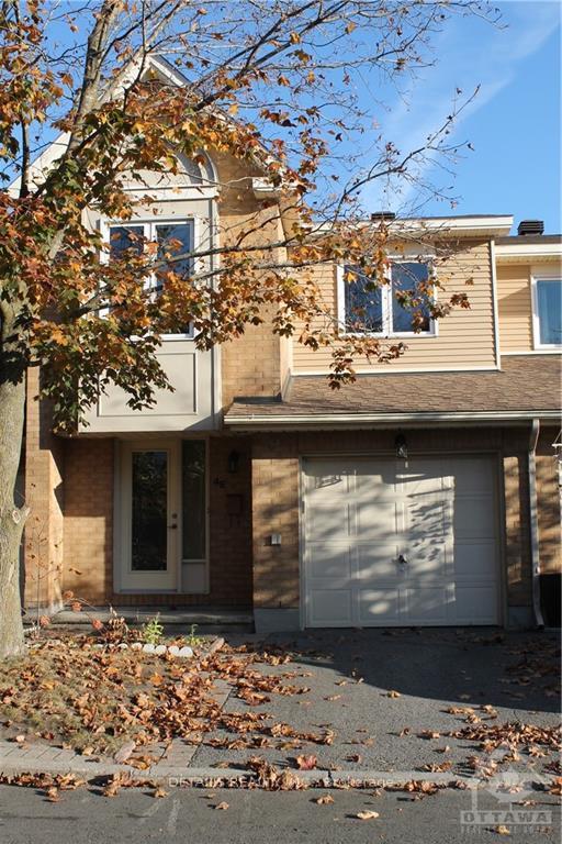 Photo 1 of 4E Maple Ridge Crescent, Ottawa, Barrhaven - Pheasant Run — HOMEH