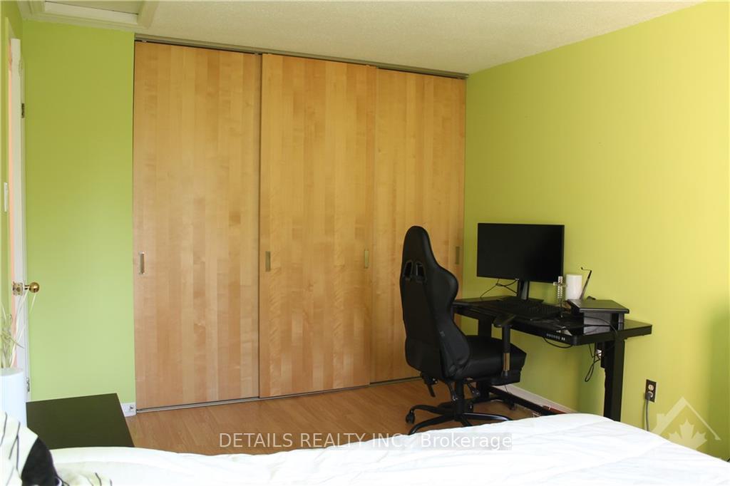 Photo 19 of 4E Maple Ridge Crescent, Ottawa, Barrhaven - Pheasant Run — HOMEH