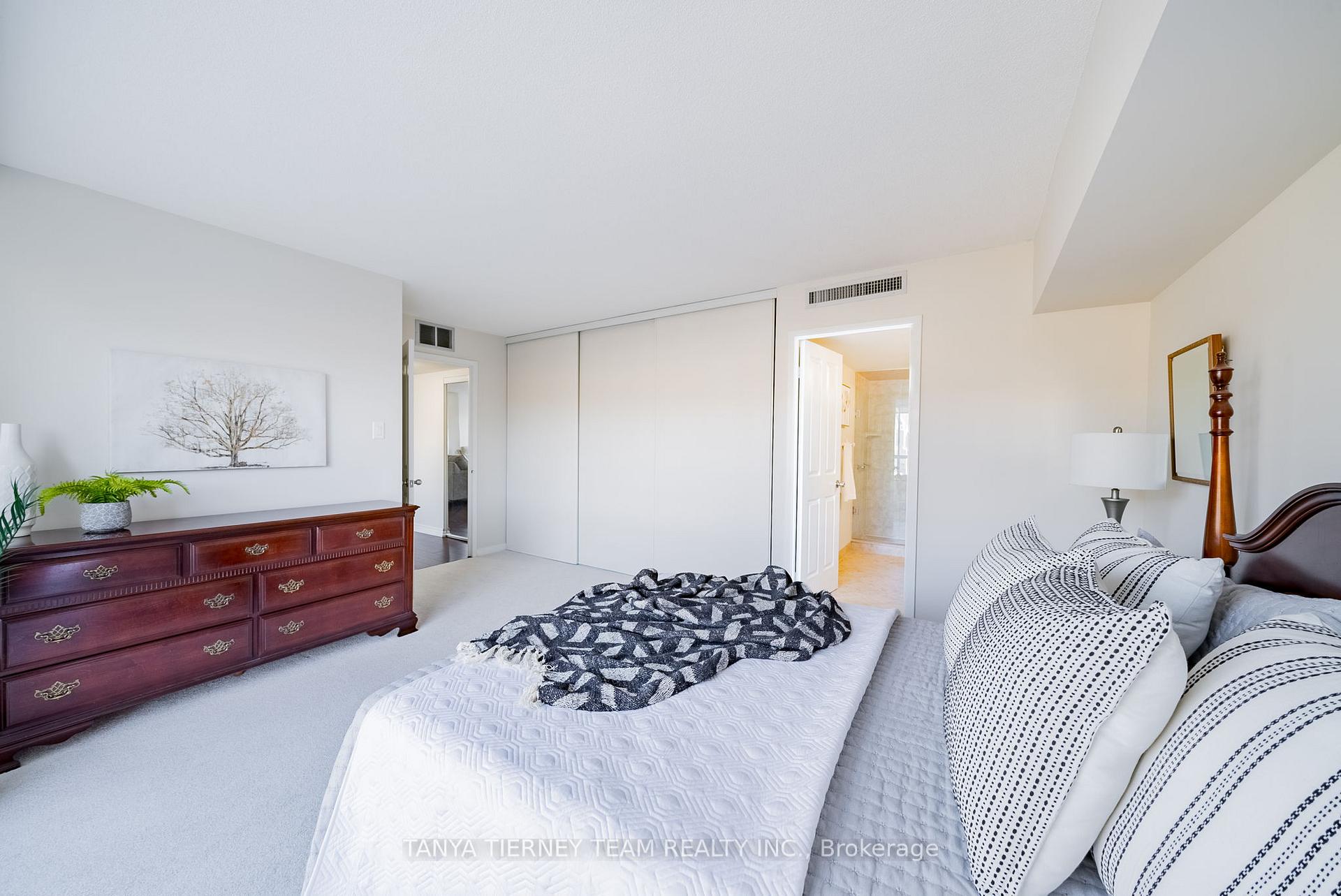 Photo 24 of Unit 314, 25 Cumberland Lane, Ajax, South West — HOMEH
