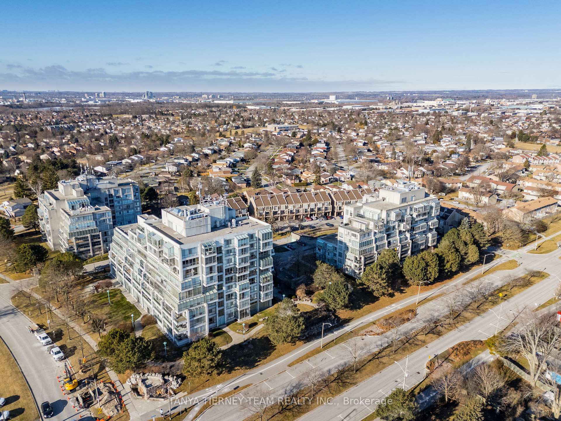 Photo 38 of Unit 314, 25 Cumberland Lane, Ajax, South West — HOMEH