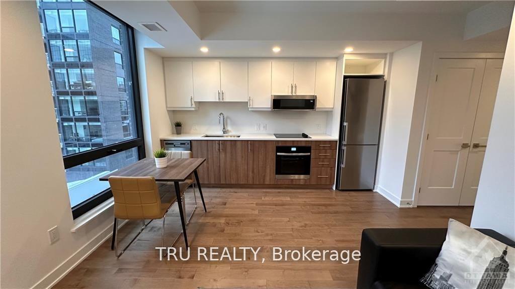 Photo 4 of Unit 1408, 340 Queen Street, Ottawa, Ottawa Centre — HOMEH