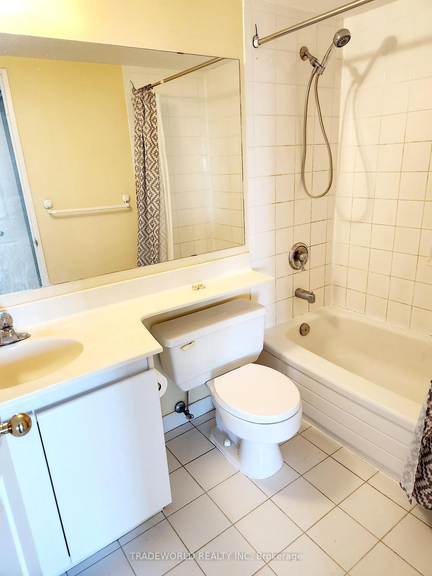 Photo 9 of Unit 1309, 7805 Bayview Avenue, Markham, Aileen-Willowbrook — HOMEH