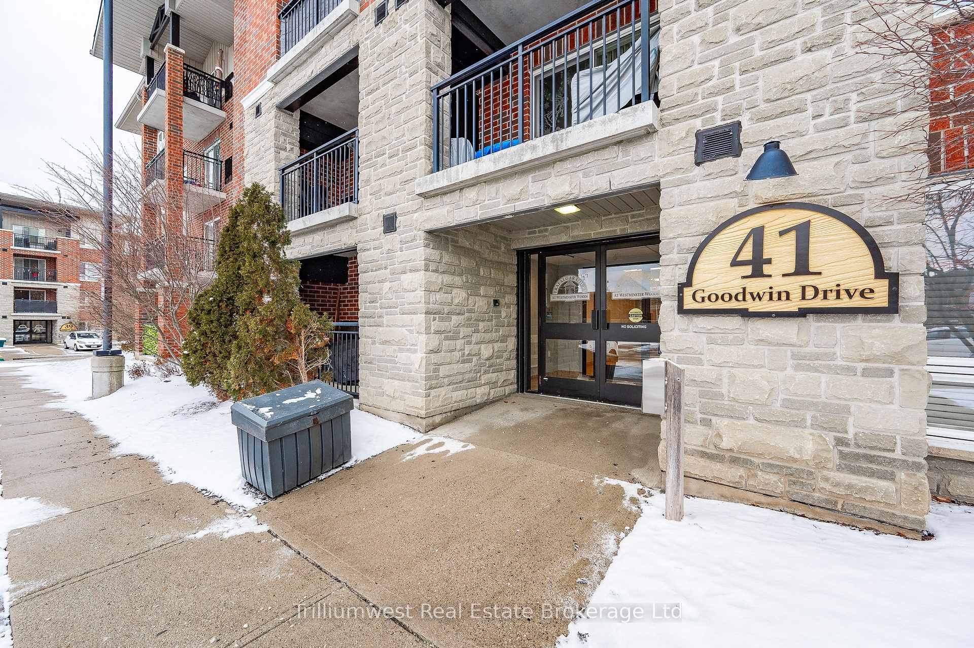 Photo 2 of Unit 307, 41 Goodwin Drive, Guelph, Pineridge/Westminster Woods — HOMEH