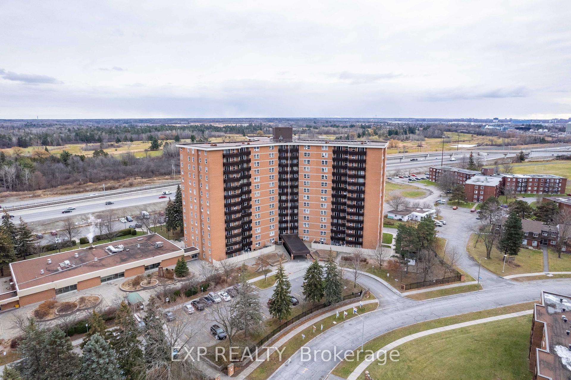 Photo 2 of Unit 312, 2000 Jasmine Crescent, Ottawa, Beacon Hill South — HOMEH