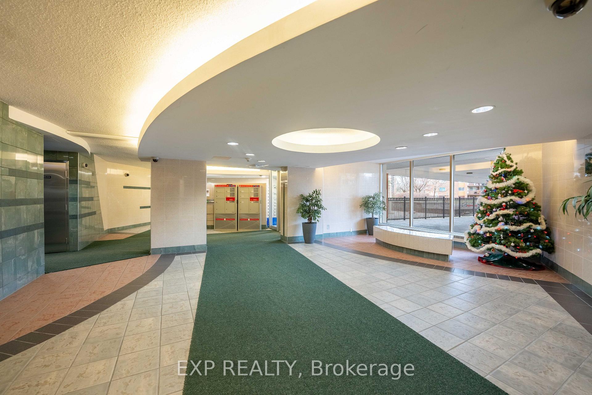 Photo 3 of Unit 312, 2000 Jasmine Crescent, Ottawa, Beacon Hill South — HOMEH