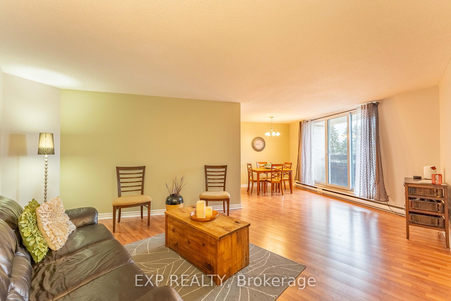Photo 8 of Unit 312, 2000 Jasmine Crescent, Ottawa, Beacon Hill South — HOMEH