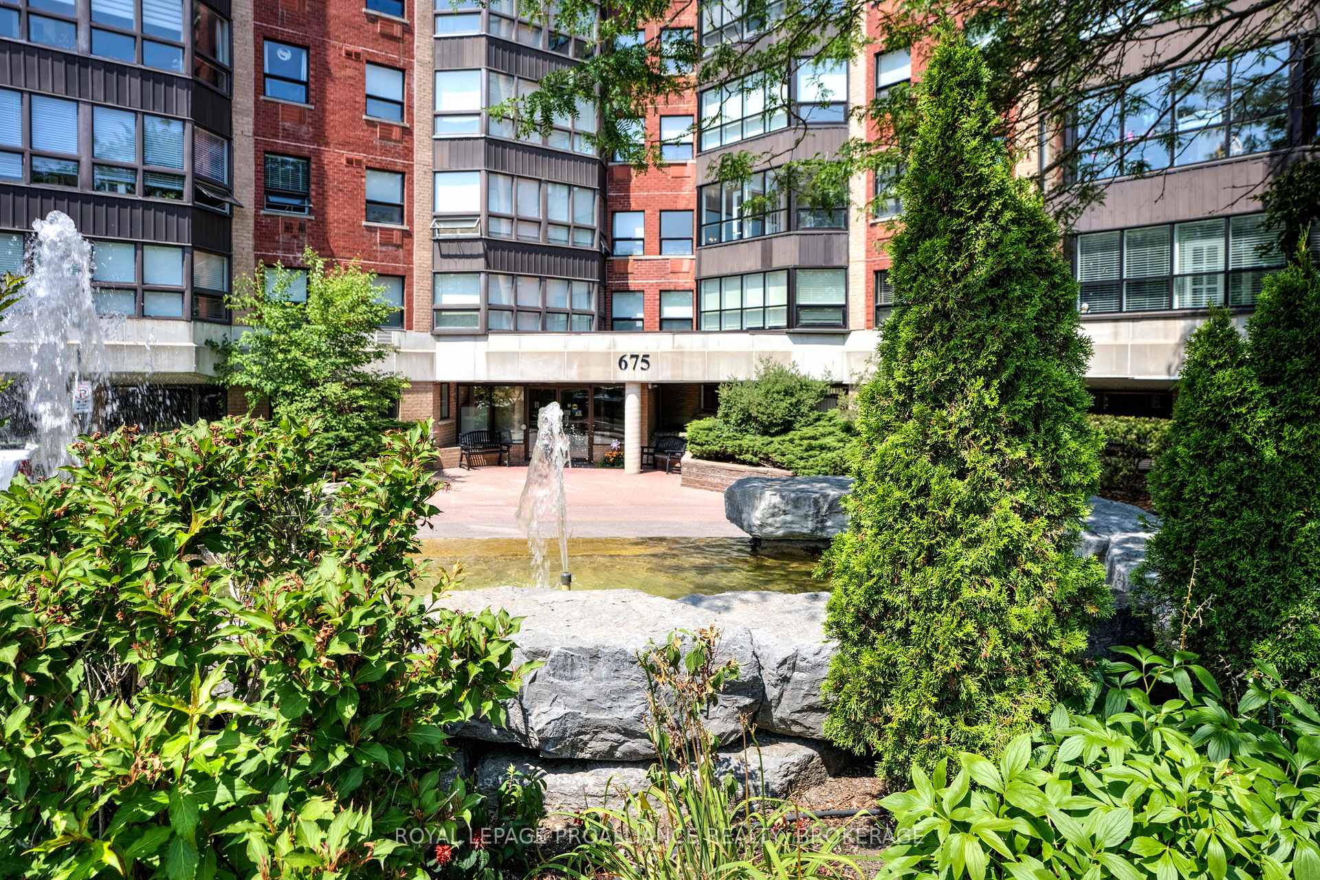 Front of Unit 609, 675 Davis Drive