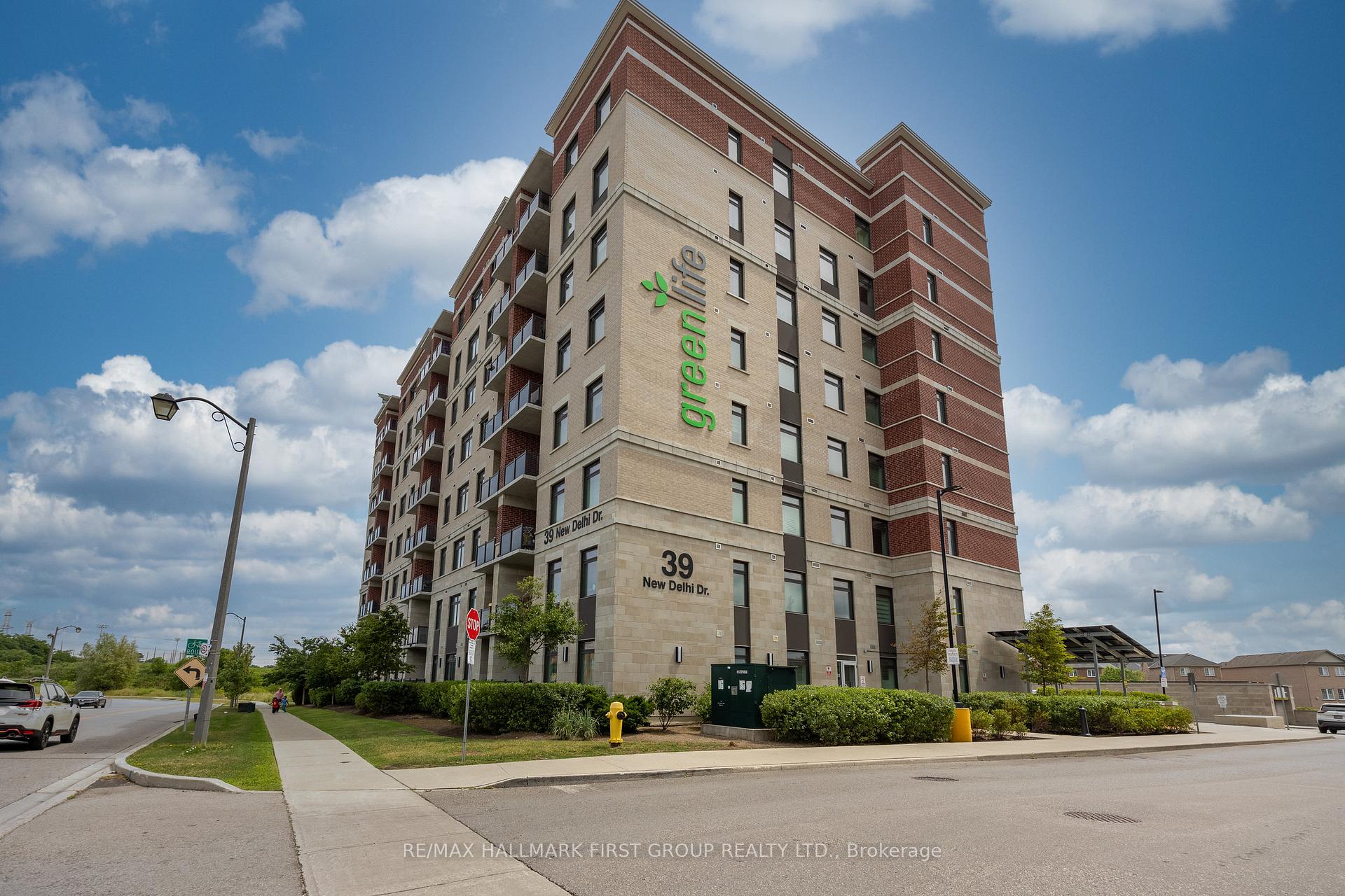 Photo 3 of Unit 314, 39 New Delhi Drive, Markham, Cedarwood — HOMEH