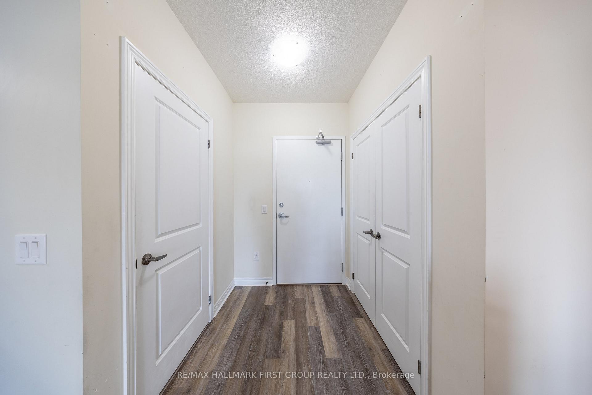 Photo 5 of Unit 314, 39 New Delhi Drive, Markham, Cedarwood — HOMEH