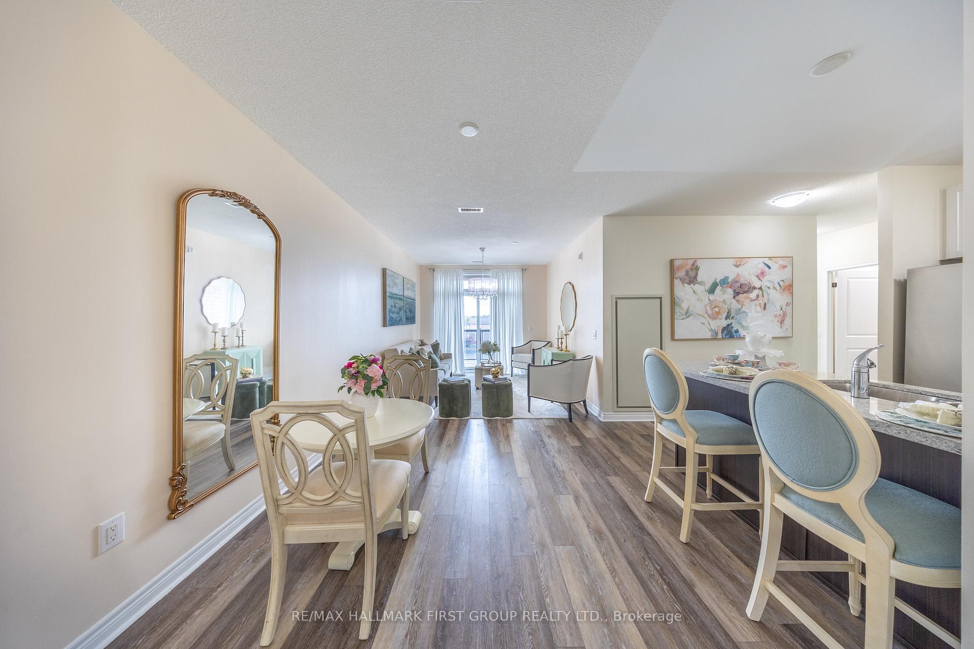 Photo 6 of Unit 314, 39 New Delhi Drive, Markham, Cedarwood — HOMEH