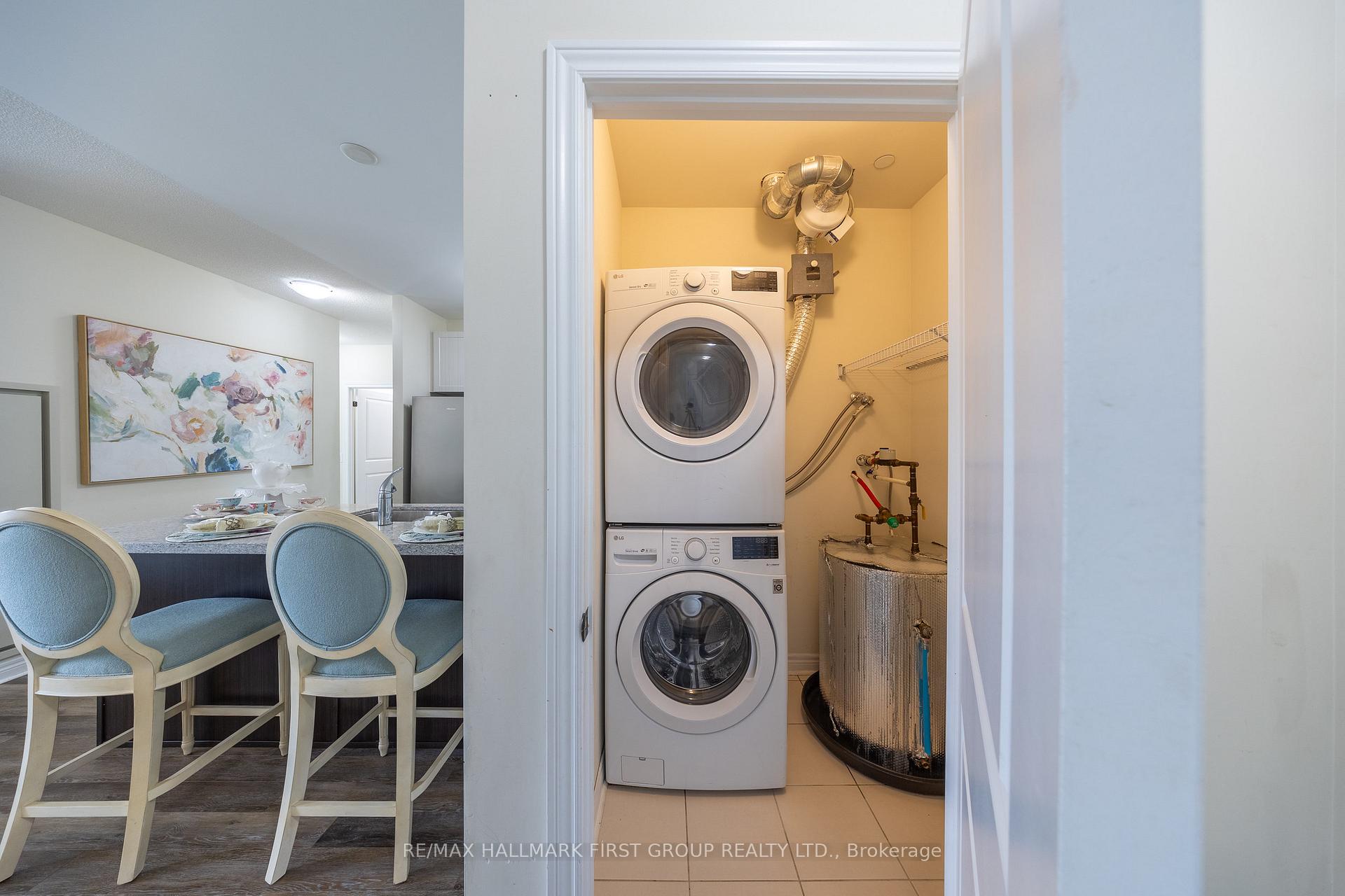 Photo 8 of Unit 314, 39 New Delhi Drive, Markham, Cedarwood — HOMEH