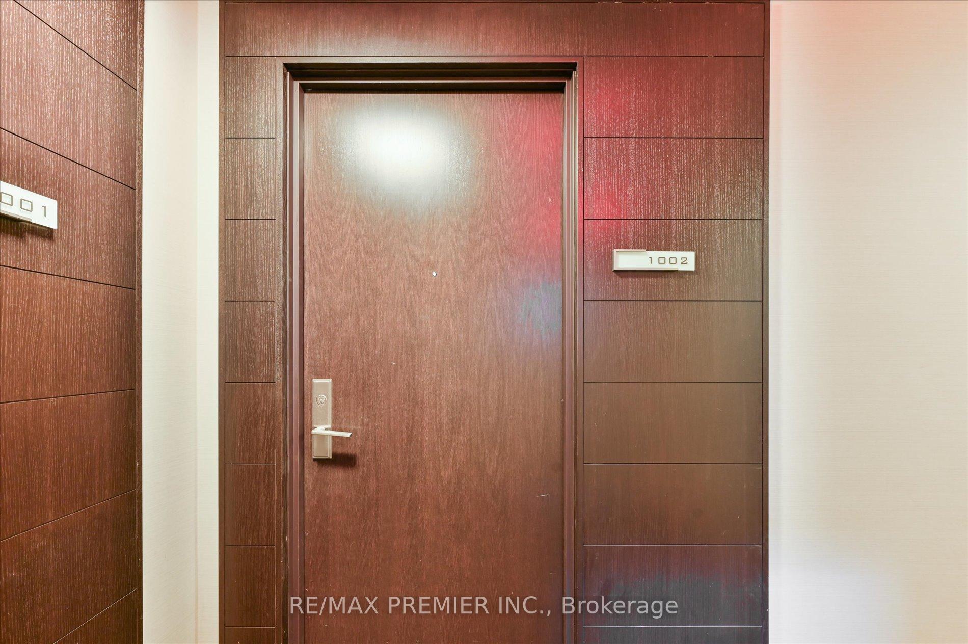Photo 6 of Unit 1002, 25 Broadway Avenue, Toronto, Mount Pleasant West — HOMEH