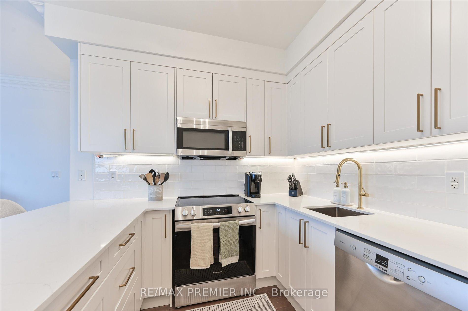 Photo 17 of Unit 1002, 25 Broadway Avenue, Toronto, Mount Pleasant West — HOMEH