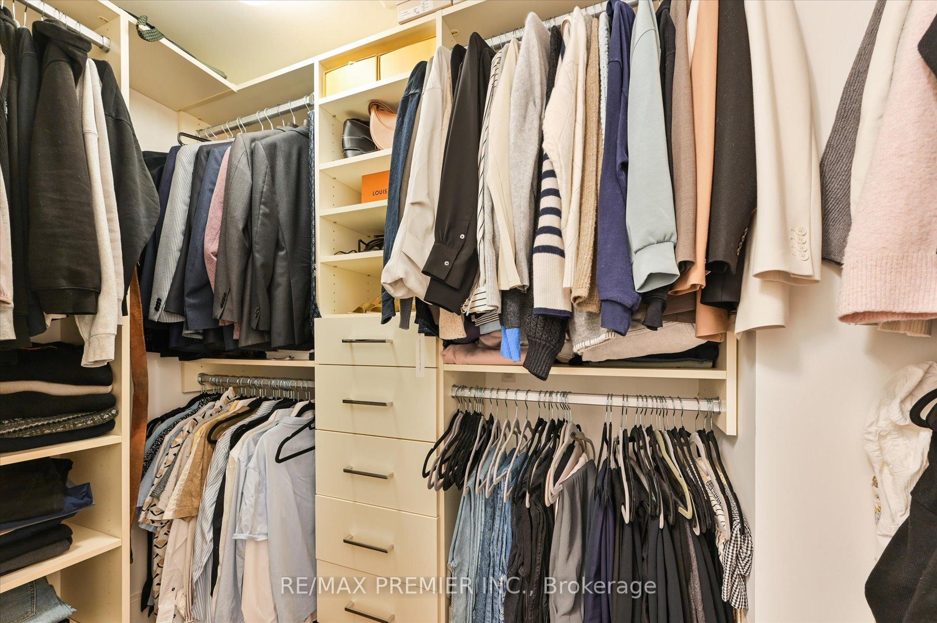 Photo 20 of Unit 1002, 25 Broadway Avenue, Toronto, Mount Pleasant West — HOMEH
