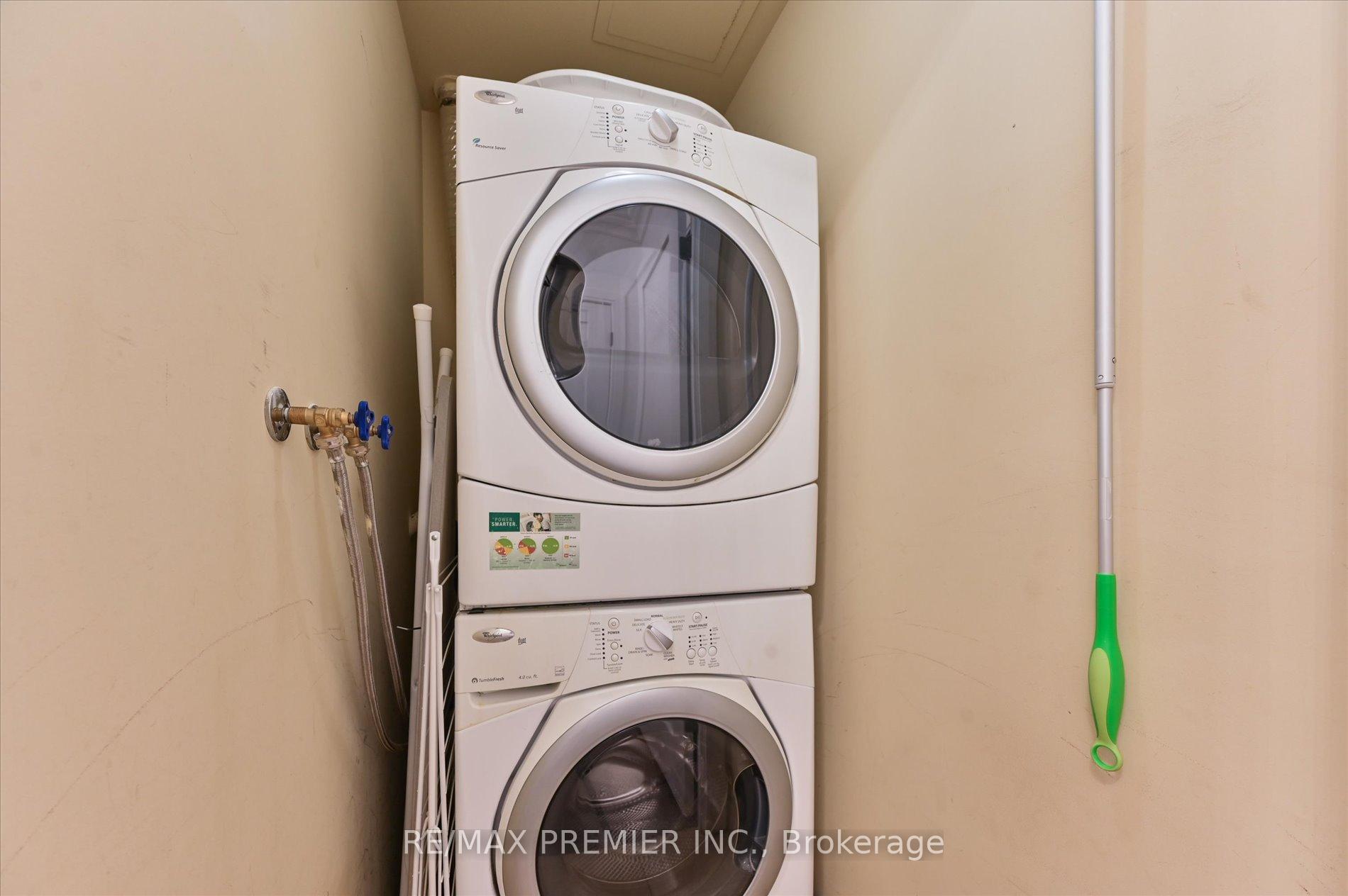Photo 24 of Unit 1002, 25 Broadway Avenue, Toronto, Mount Pleasant West — HOMEH