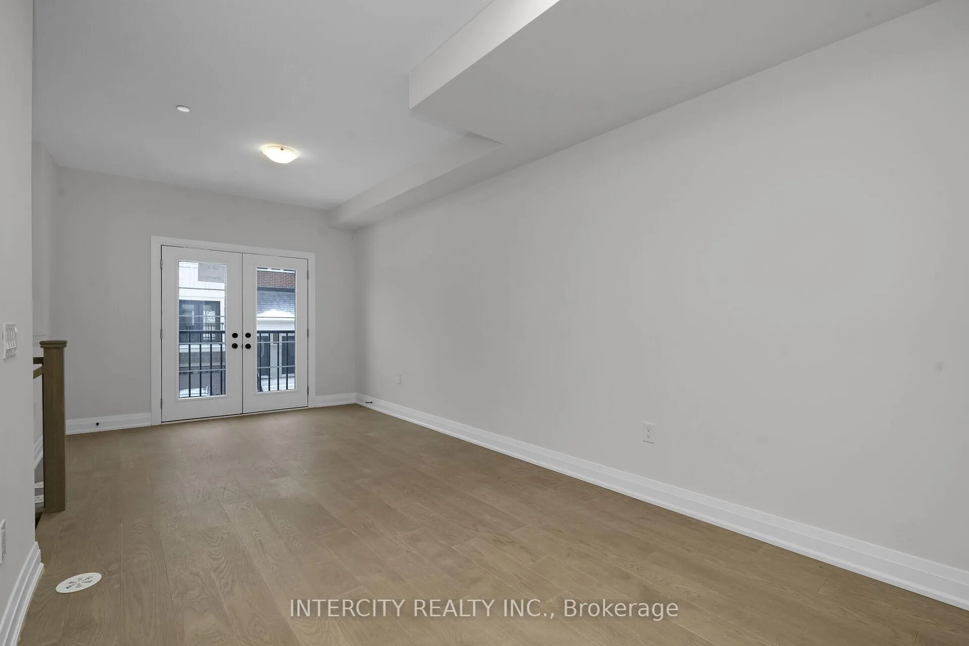 Photo 4 of Unit Unit 5, 19 Marret Lane, Clarington, Newcastle — HOMEH