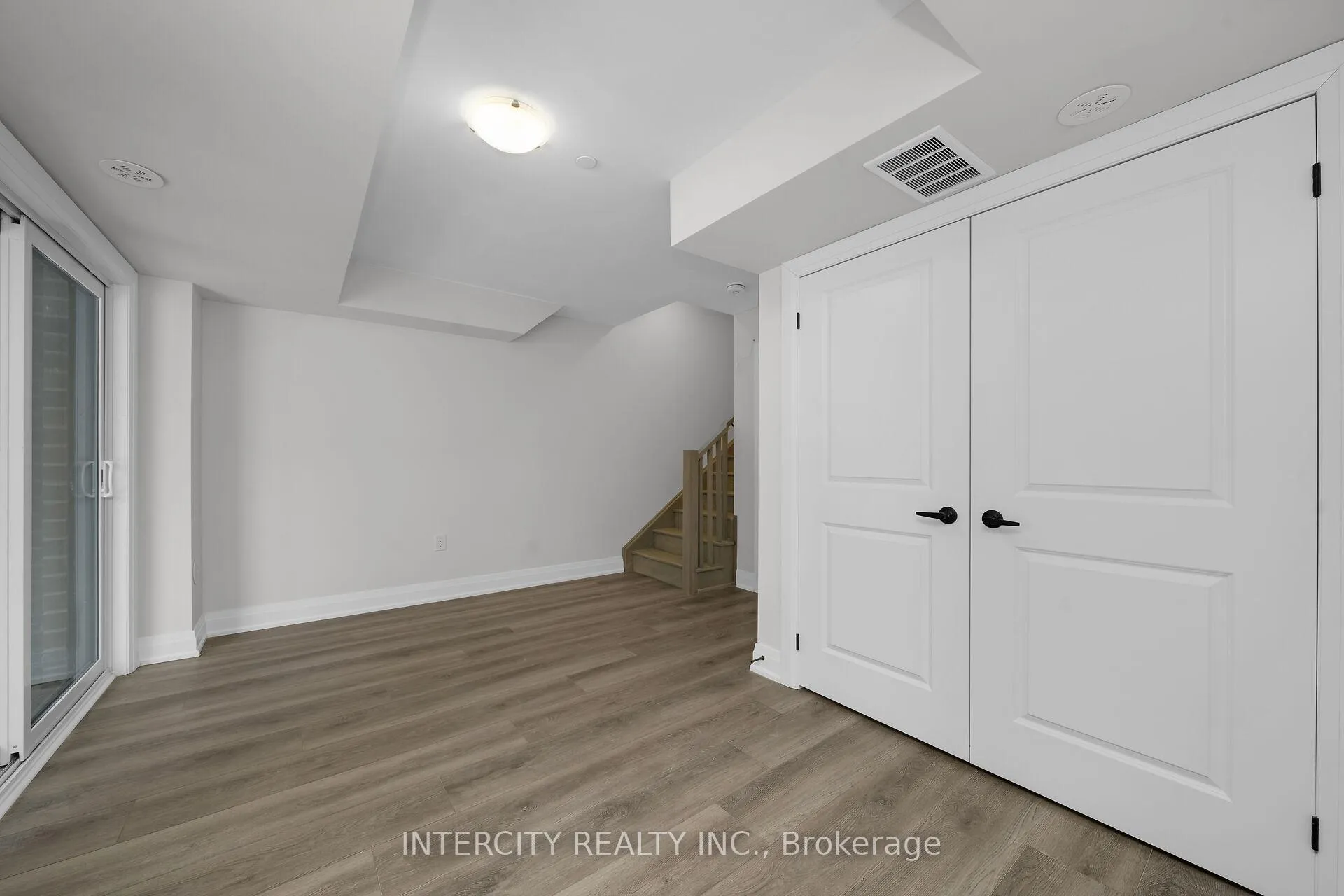 Photo 23 of Unit Unit 5, 19 Marret Lane, Clarington, Newcastle — HOMEH