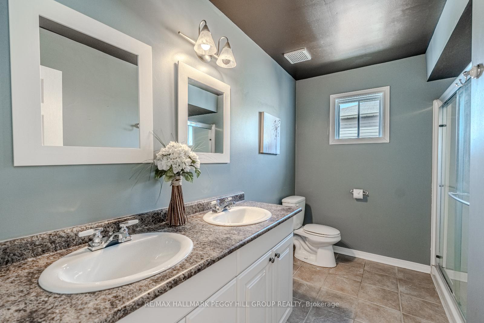 Photo 15 of 6 McDougall Drive, Barrie, West Bayfield — HOMEH